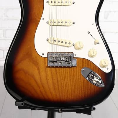 Fender Stories Collection Eric Johnson 1954 "Virginia" Stratocaster - 2-Tone Sunburst (StratEJ54Vrg2Sd2) image 4