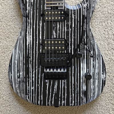 1991 Charvel Jackson Japan DK-065-SSH Dinky (Black) | Reverb