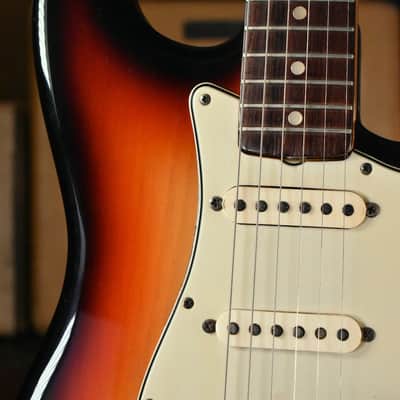 Fender Stratocaster 1965 - Sunburst image 3