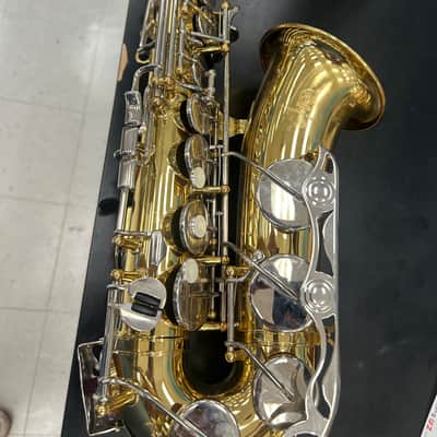 Yamaha YAS-26 Standard Alto Saxophone 2010s - Lacquered Brass image 5