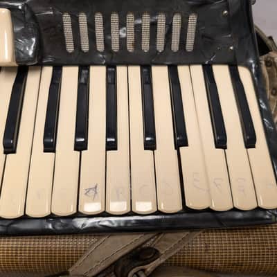 Salanti N. 245 Piano Accordion - Black w/ Case *as-is* image 5