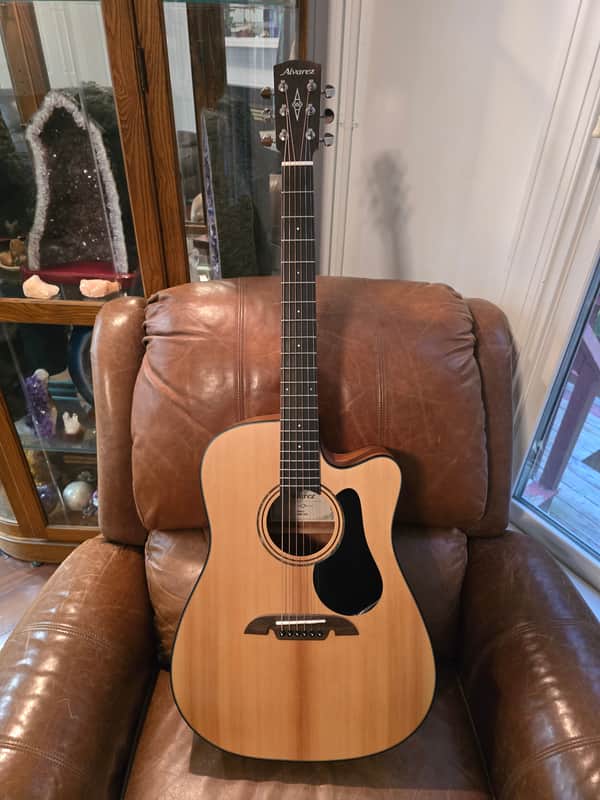 Alvarez AD30CE Artist Series Cutaway Dreadnought with Electronics 2010s - Gloss Natural image 1
