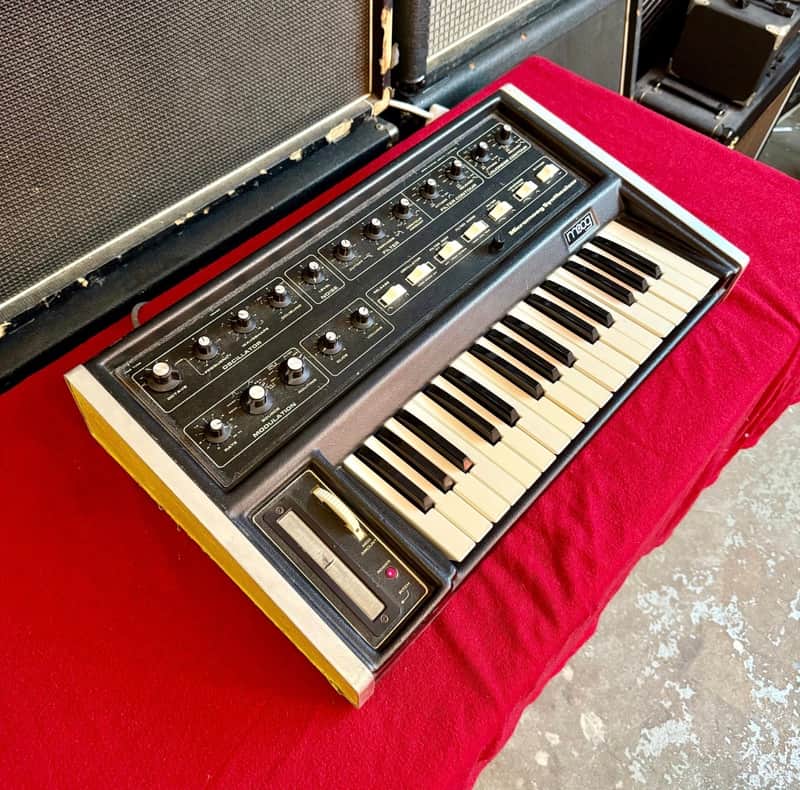 Moog MicroMoog 1975 - 1979 - Black image 1