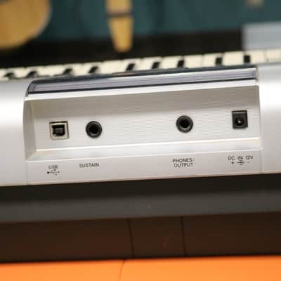 Yamaha PSR E403 Keyboard 2000's image 8
