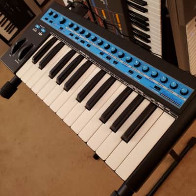 MUST SEE!!! NOVATION BASS-STATION FULLY INSPECTED SERVICED AND IN AMAZING CONDITION! image 4