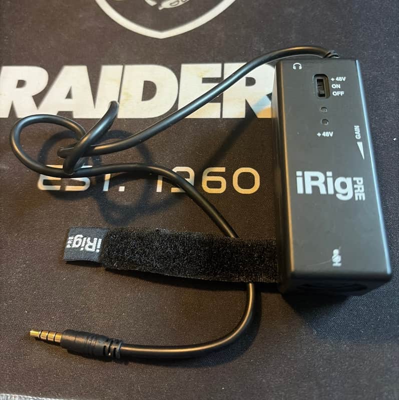 IK Multimedia iRig Pre iOS Mobile Mic Preamp/Interface 2010s - Black image 1
