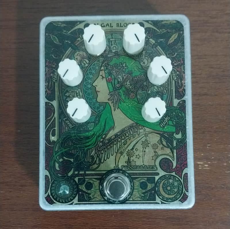 Fuzzhugger Algal Bloom