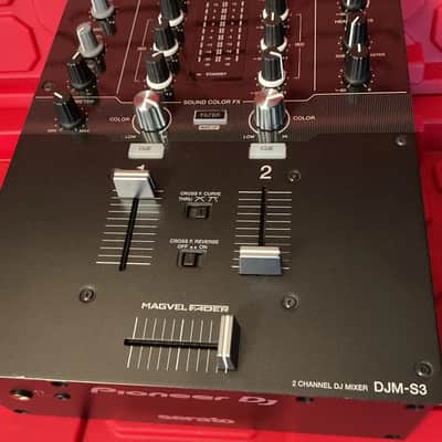 Pioneer DJ DJM-S3 2-Channel Mixer w/Magvel Fader, Serato, Sound Color FX - USB image 3