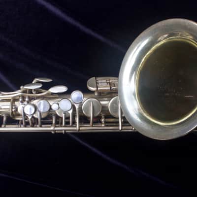 Martin Commitee III alto saxophone 1947 - Bare brass image 12