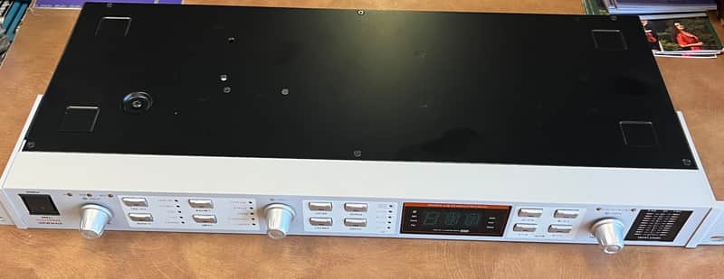 Phonic I7200 2010s image 1