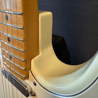 Fender American Standard Telecaster USA 2002 Vintage White Maple Neck image 8