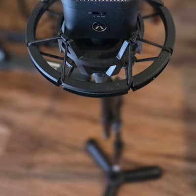 Austrian Audio OC16 Cardioid Large Diaphragm Condenser Microphone 2022 - Present - Black image 5