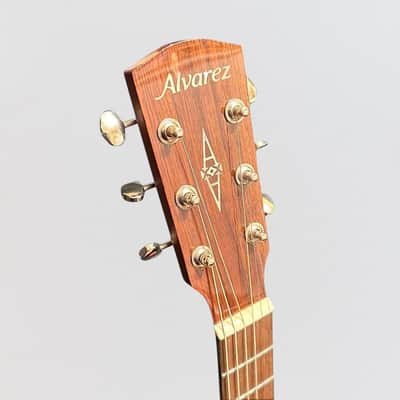 Alvarez MD66CE Mahogany Dreadnought Acoustic-Electric Guitar - Natural image 5
