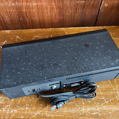 Roland DC-20 Analog Echo Vintage Guitar Effect Box MN3005 chip image 6