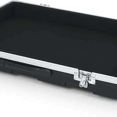 Gator ATA Mixer Road Case w/ Wheels - fits Mixers 24" X 36" X 6.5" image 4