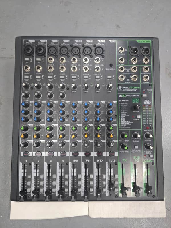 Mackie ProFX12v3 12-Channel Effects Mixer 2020 - Present - Dark Gray