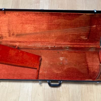 Fender G&G Deluxe Jazz Bass Hardshell Case, Black with Orange Plush Interior, Fender Amp Logo 2016 - Black image 5