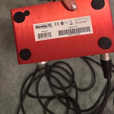 Focusrite Scarlett 2i2 USB 2.0 Audio Interface 2011 - 2016 - Red / Black image 2