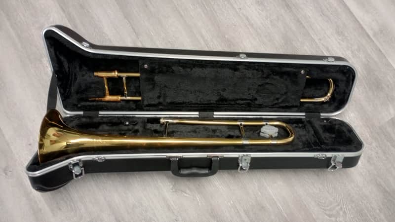 Holton TR602 Collegiate Trombone (with Mouthpiece and Case) image 1