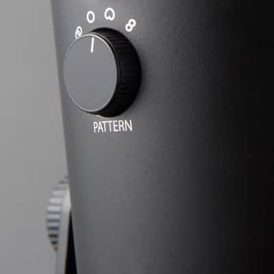 Blue Yeti Multipattern USB Microphone -Blackout image 6