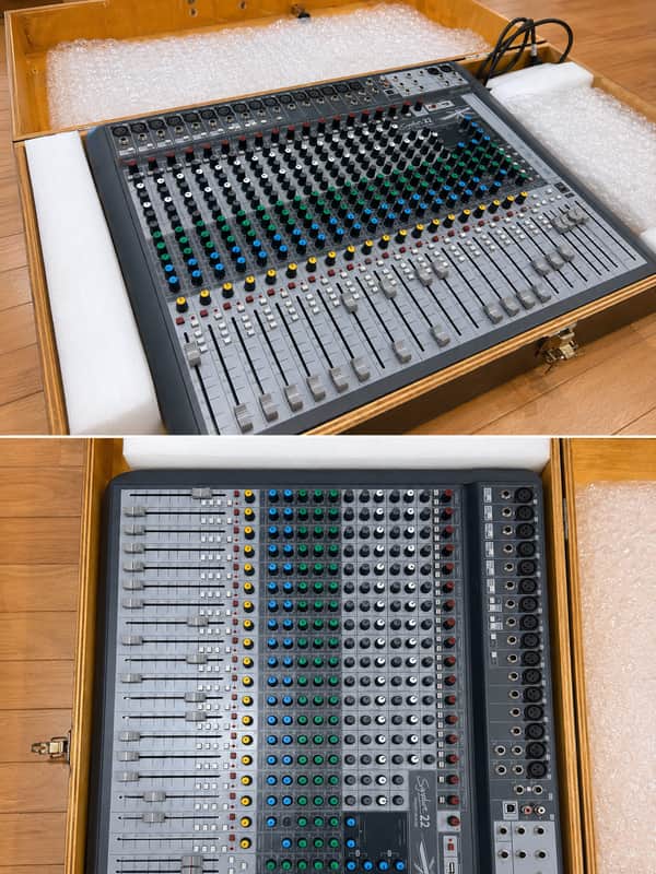 Soundcraft Signature 22 MTK 22-Channel Analog Mixer w/ Effects