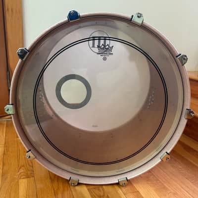 (Video) WFLIII 22x16 Bass Drum Generations 6-Ply Mahogany-Maple Champagne Sparkle Lacquer image 16