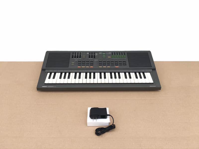 Yamaha PSS-460 Synthesizer