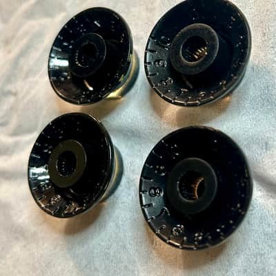 RARE Gibson VOS Custom Shop 50`s reissue black Bonnet / Bell knobs knobs (complete set) MINT image 3