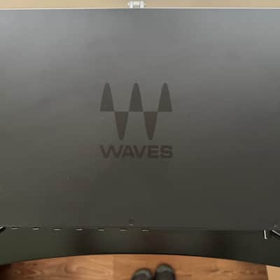 Waves Ionic 24-in/18-out Soundgrid Stagebox image 14
