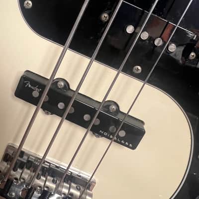 2017 USA Fender American Elite Precision Bass Guitar RW OWT With Original Case image 7