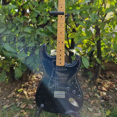 Fender Stratocaster 1979 Black 1st Owner Fully Original Vintage 70's Guitar. Very Rare Strat With "unique Original Fender Paint" Limited To Few Cases In 79! Very Rare! Unique! Closed To MINT!! image 5