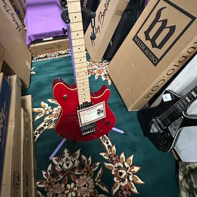 EVH Wolfgang Standard Quilt-Top 2015 - Gloss Trans-Red Quilt w/ Custom EVH Gig-Bag! (Unplayed NOS) image 11