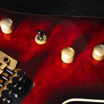 B.C. Rich Warlock-920JE - See Through Red Burst - VERY GOOD condition image 7