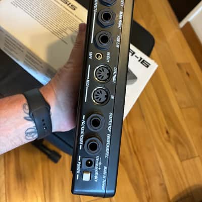 Alesis SR-16 Drum Machine 2010s - Black image 4
