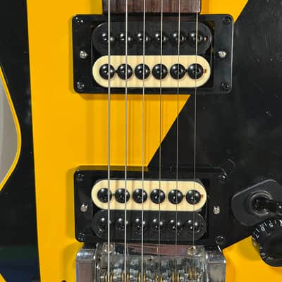 Dean Hollywood Z Early 1980s -  yellow and black image 4