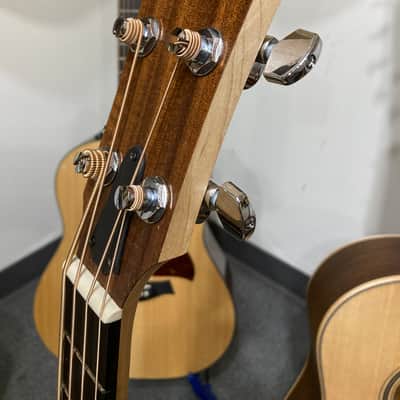 Taylor GS Mini-e Maple Electro-Acoustic Bass image 11