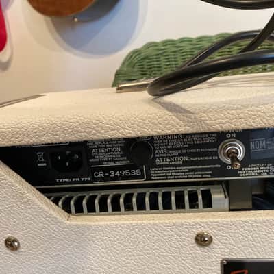 Fender '65 Princeton Reverb Reissue 12-Watt 1x10" Guitar Combo image 5