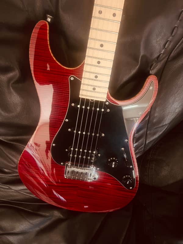 Suhr Pro Series-S4 2010 - Trans Red Flame image 1