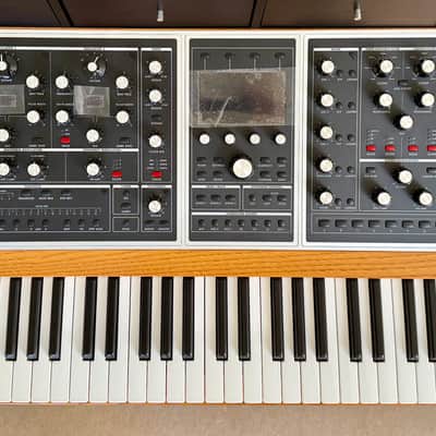 Moog One 16-Voice: NOS, Boxed image 1