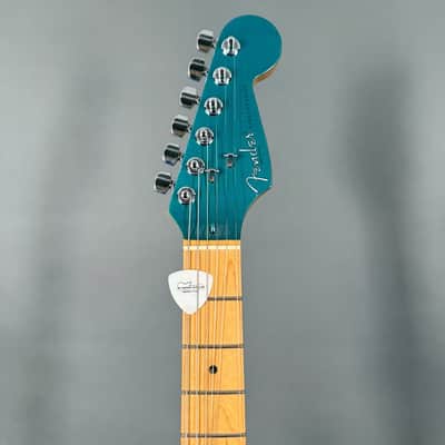1995 Fender Stratocaster MN Ltd. Run Matching Head Papers orig Case image 4
