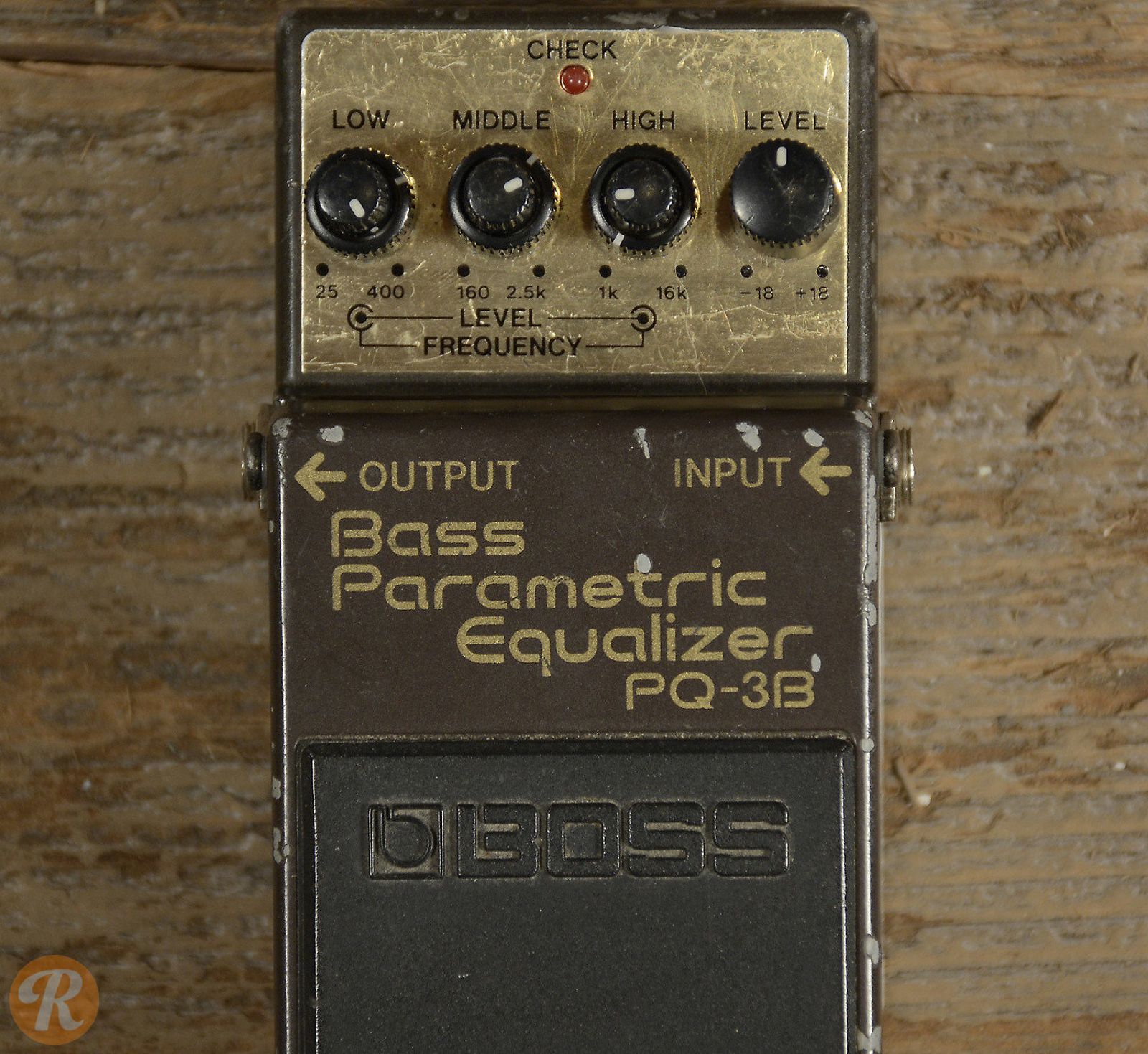 BOSS PQ-3B ベースパラメトリックイコライザー PQ-3B Bass Parametric Equalizer Boss - Audiofanzine