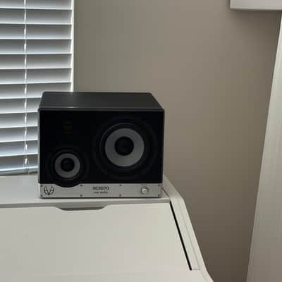 Eve Audio SC3070 3-Way 7" Active Studio Monitors (Pair) 2020 - Present - Black image 5