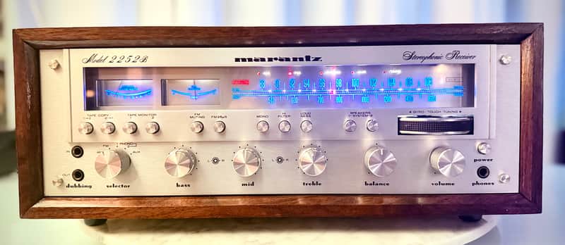 Marantz Model 2250B 50-Watt Stereo Solid-State Receiver