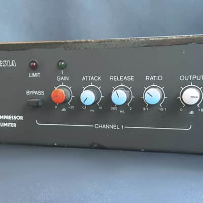 1980s Tesla AYZ 034: Stereo Compressor/Limiter - Ultra RARE Soviet Czechoslovakia vintage rack unit image 10