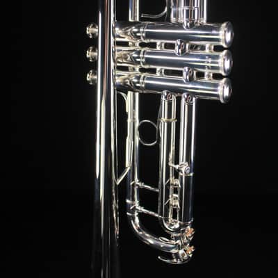 Yamaha YTR-8335IIS Custom Xeno Professional Bb Trumpet (Silver Plated) image 6