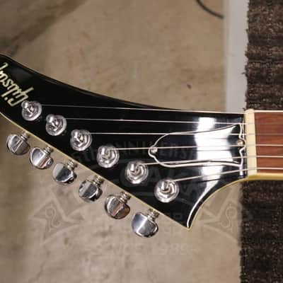 Gibson Explorer image 9