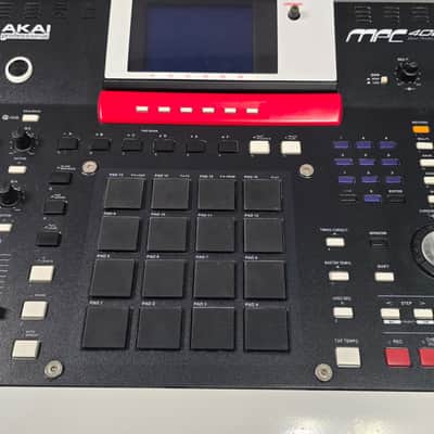 Akai MPC4000 with Owners Manual & Flight Case