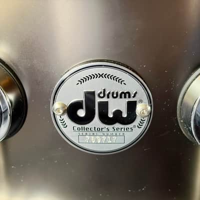 DW Collector's Series Satin Black Over Brass 6.5x14" Snare Drum 2021 - Present - Satin Black with Chrome Hardware image 3