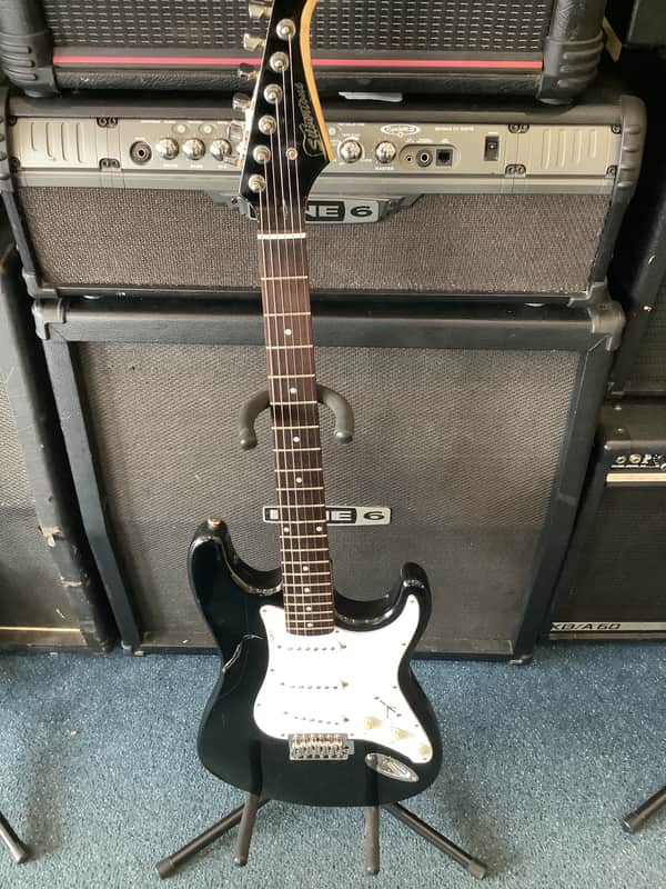 Silvertone STRAT STYLE GUITAR LATE 2000’s - BLACK image 1