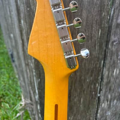 Fender American Vintage II '57 Stratocaster 2022 - Present - 2-Color Sunburst image 6